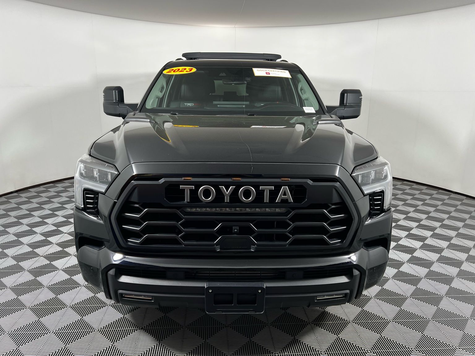 Thumbnail: 2023 Toyota Sequoia - 2