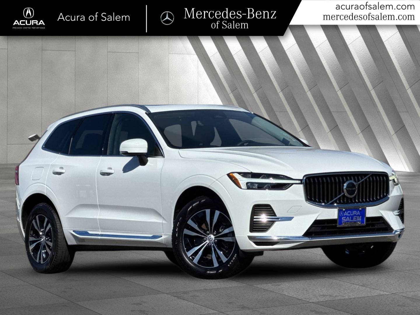 used 2022 Volvo XC60 Recharge Plug-In Hybrid car, priced at $31,998