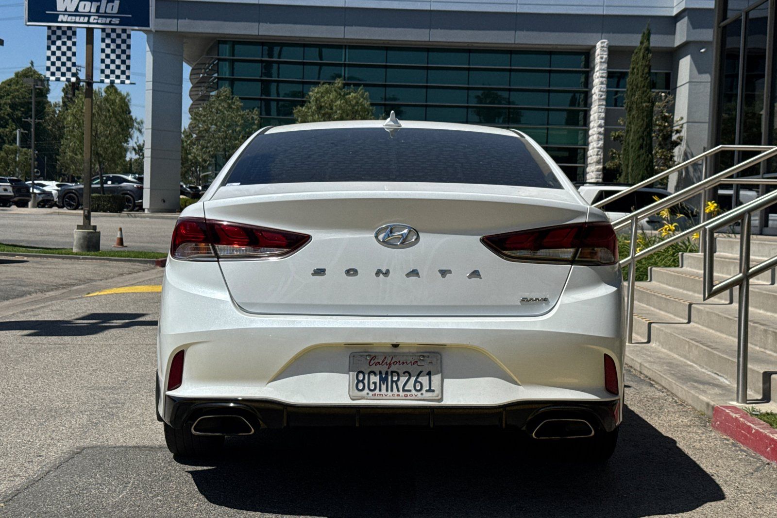 View vehicle photo 6