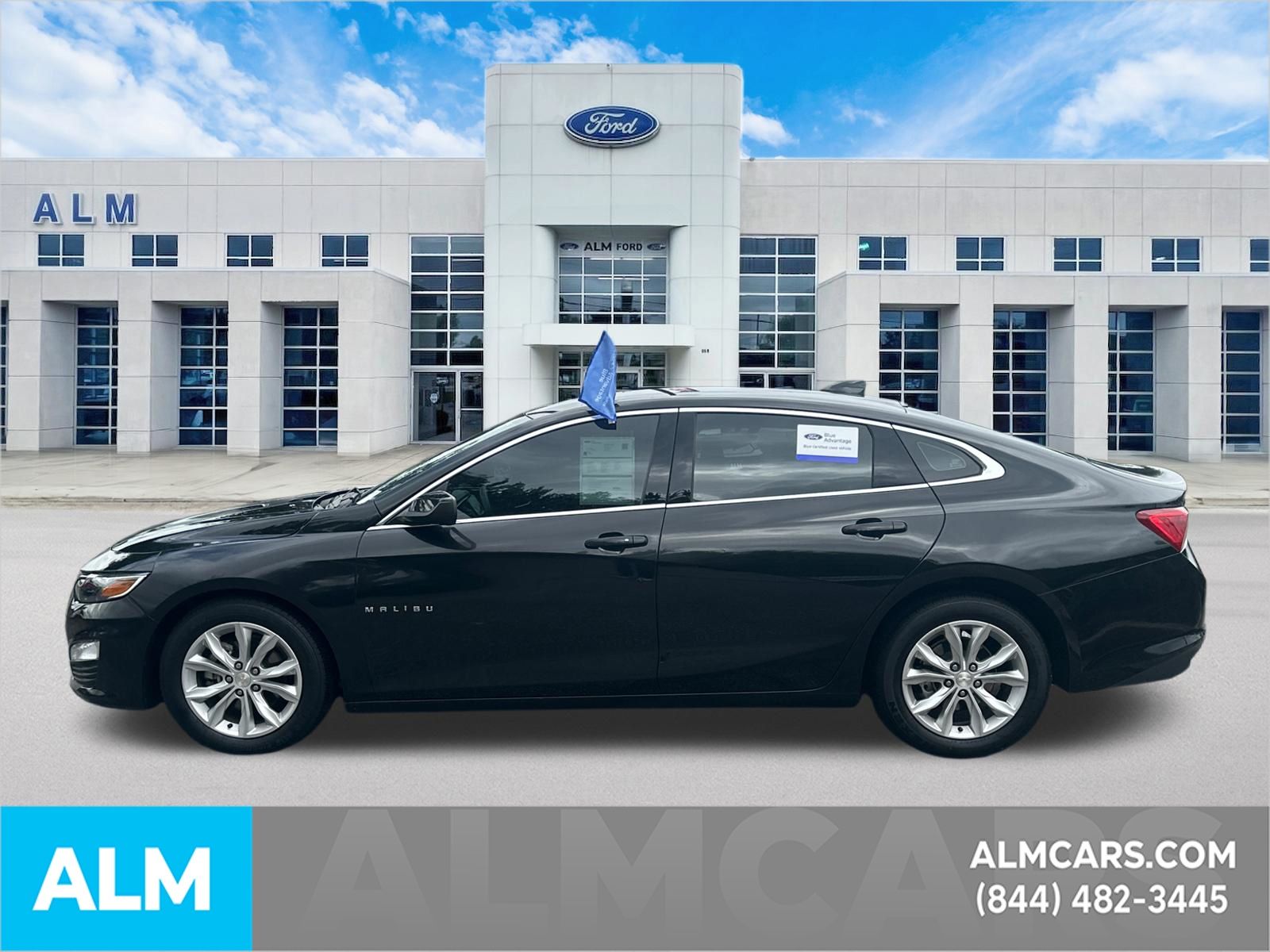 Used 2023 Black Chevrolet LT image 9