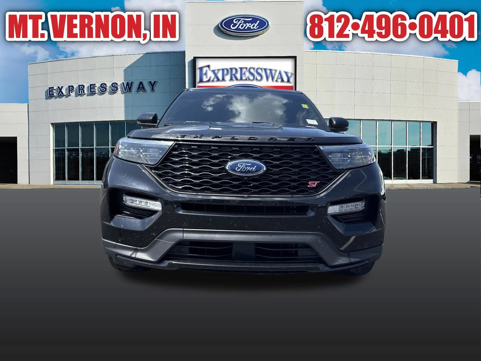 2022 Ford Explorer image 2