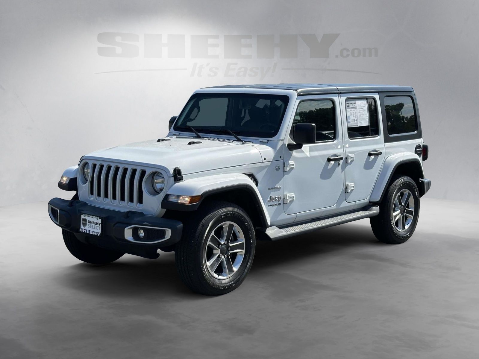 Used 2022 White Jeep Unlimited Sahara image 14