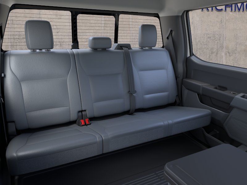 New 2026 Oxford White Ford XL image 11
