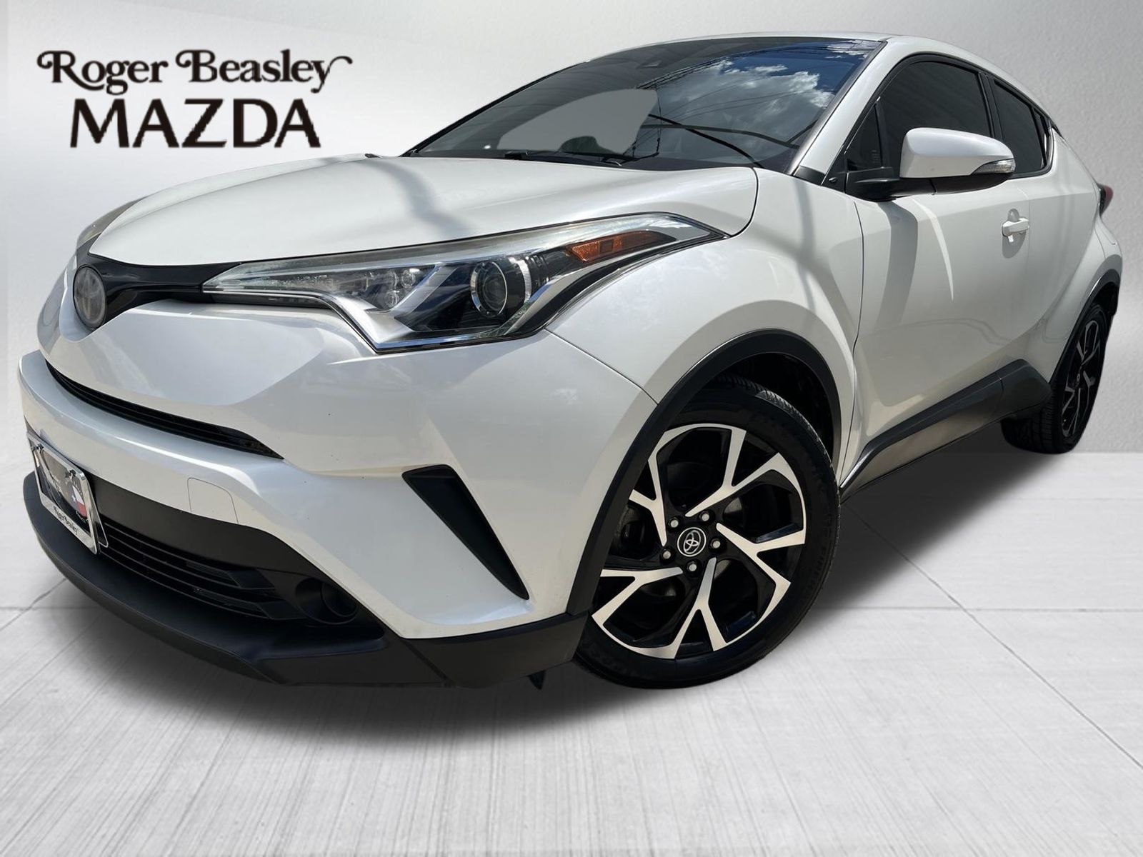 Used Car 2018 Toyota C-hr  Xle For Sale Under $15,000 In Austin, Texas