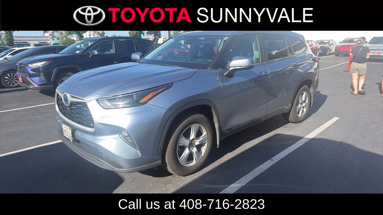 2024 Toyota Highlander Hybrid LE AWD's photo