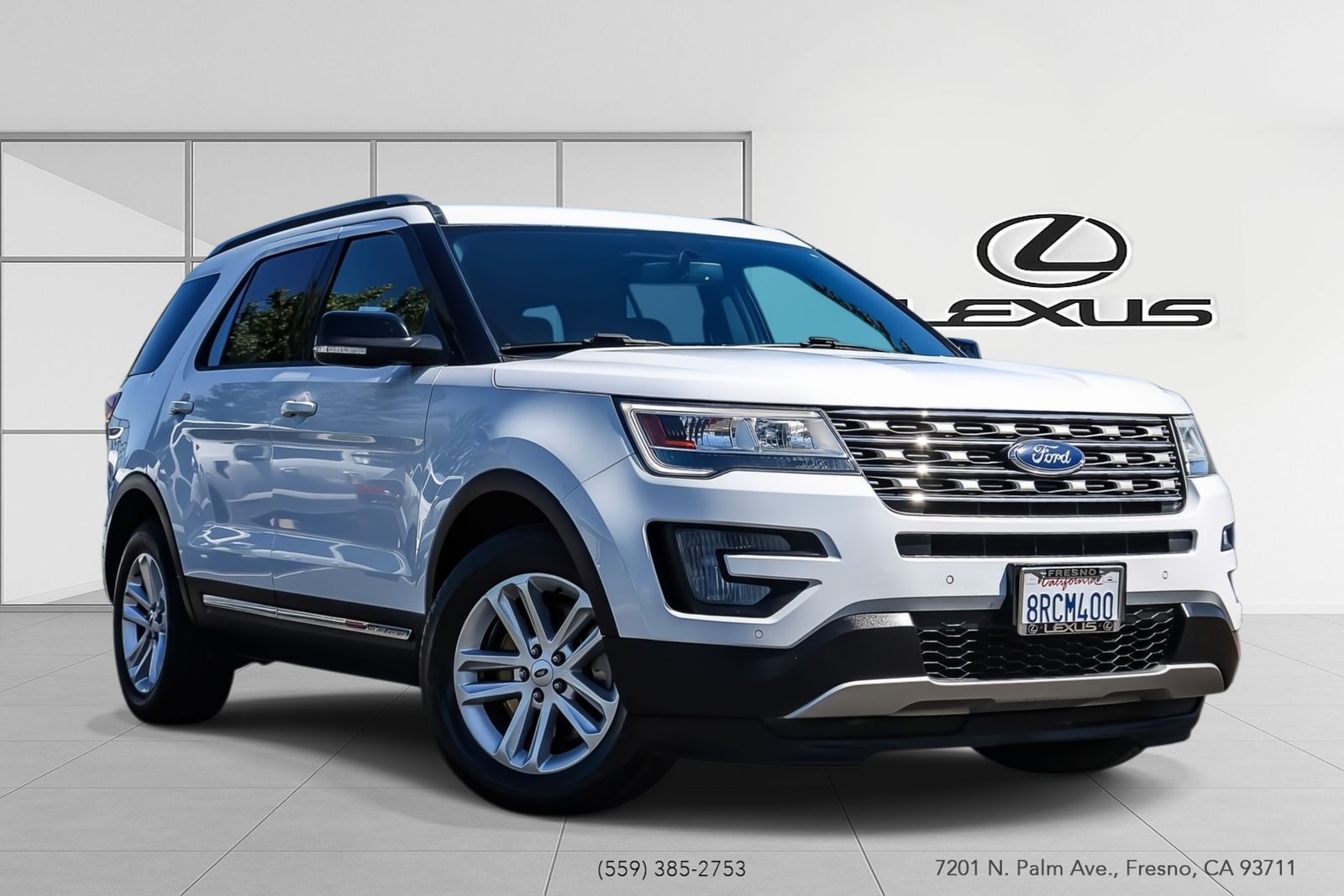 Oxford White 2017 Ford Explorer SUV / Crossover Front-Wheel Drive 6-Speed Automatic