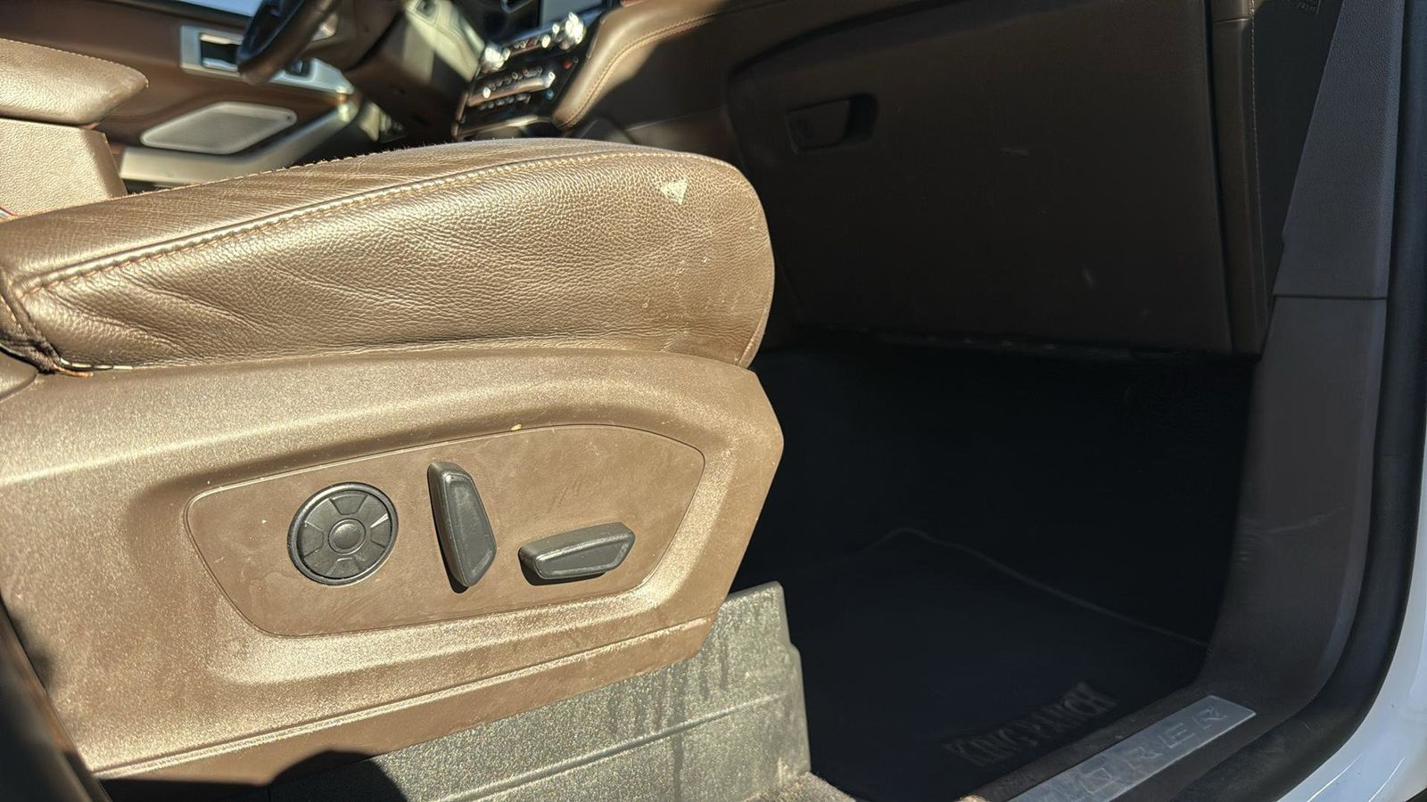 Used Car 2021 Ford Explorer  King Ranch For Sale Under $30,000 In Austin, Texas