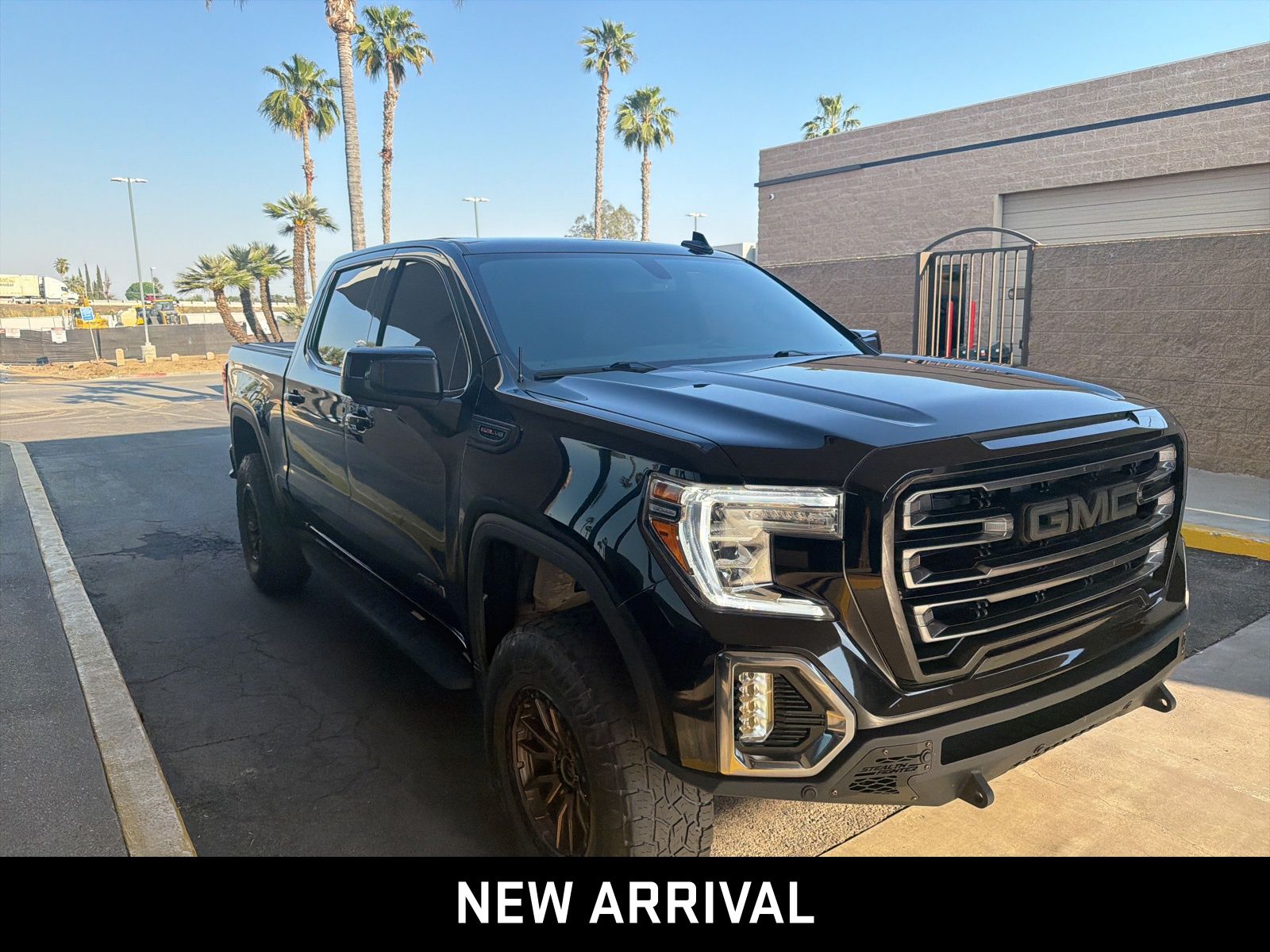 2021 GMC Sierra 1500 AT4 Crew Cab 4WD