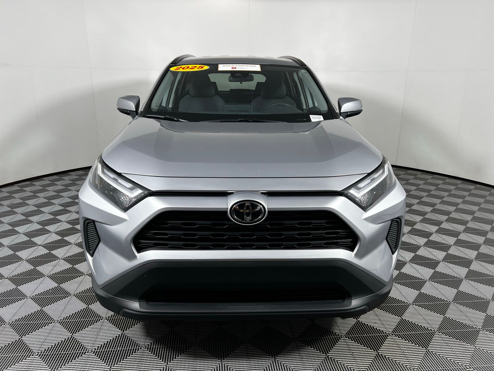 Thumbnail: 2025 Toyota RAV4 - 2