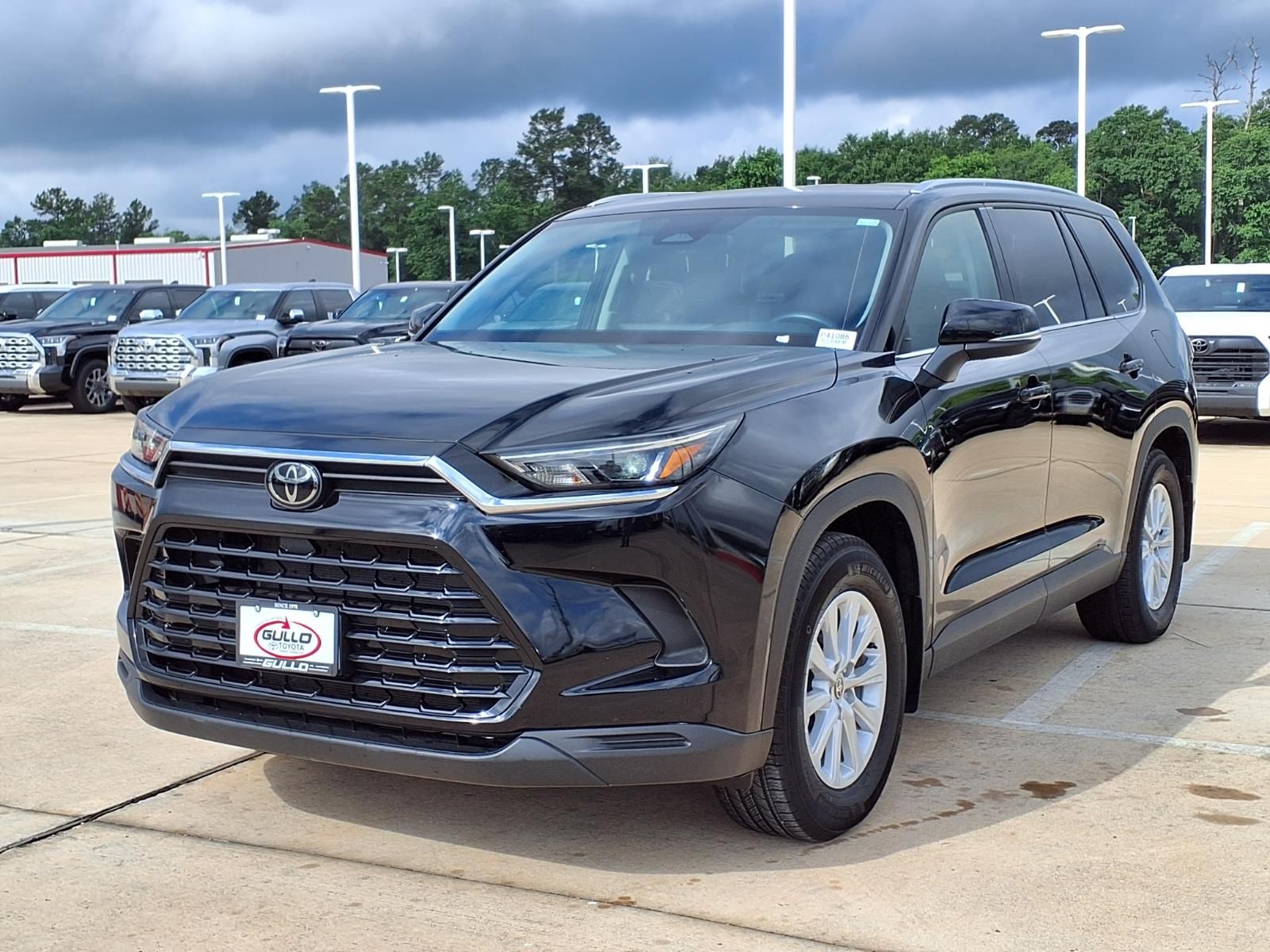 2024 Toyota Grand Highlander XLE - 2