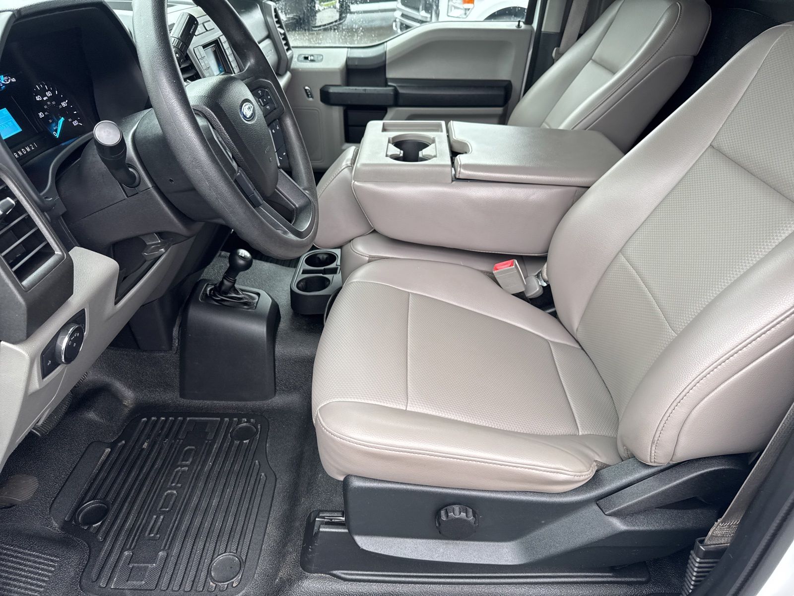 Used 2018 Oxford White Ford XL image 7