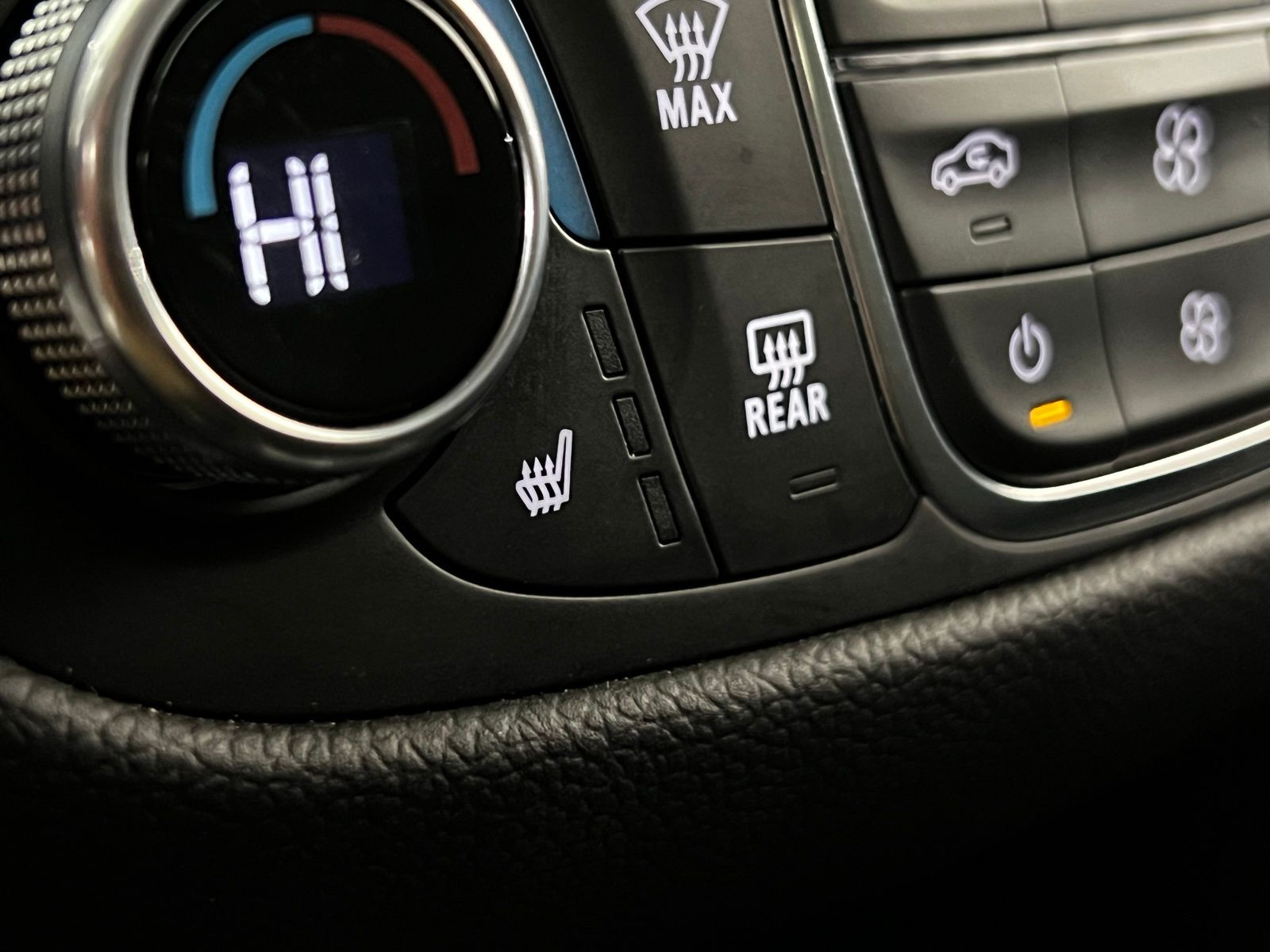 Thumbnail: 2024 Chevrolet Equinox - 20