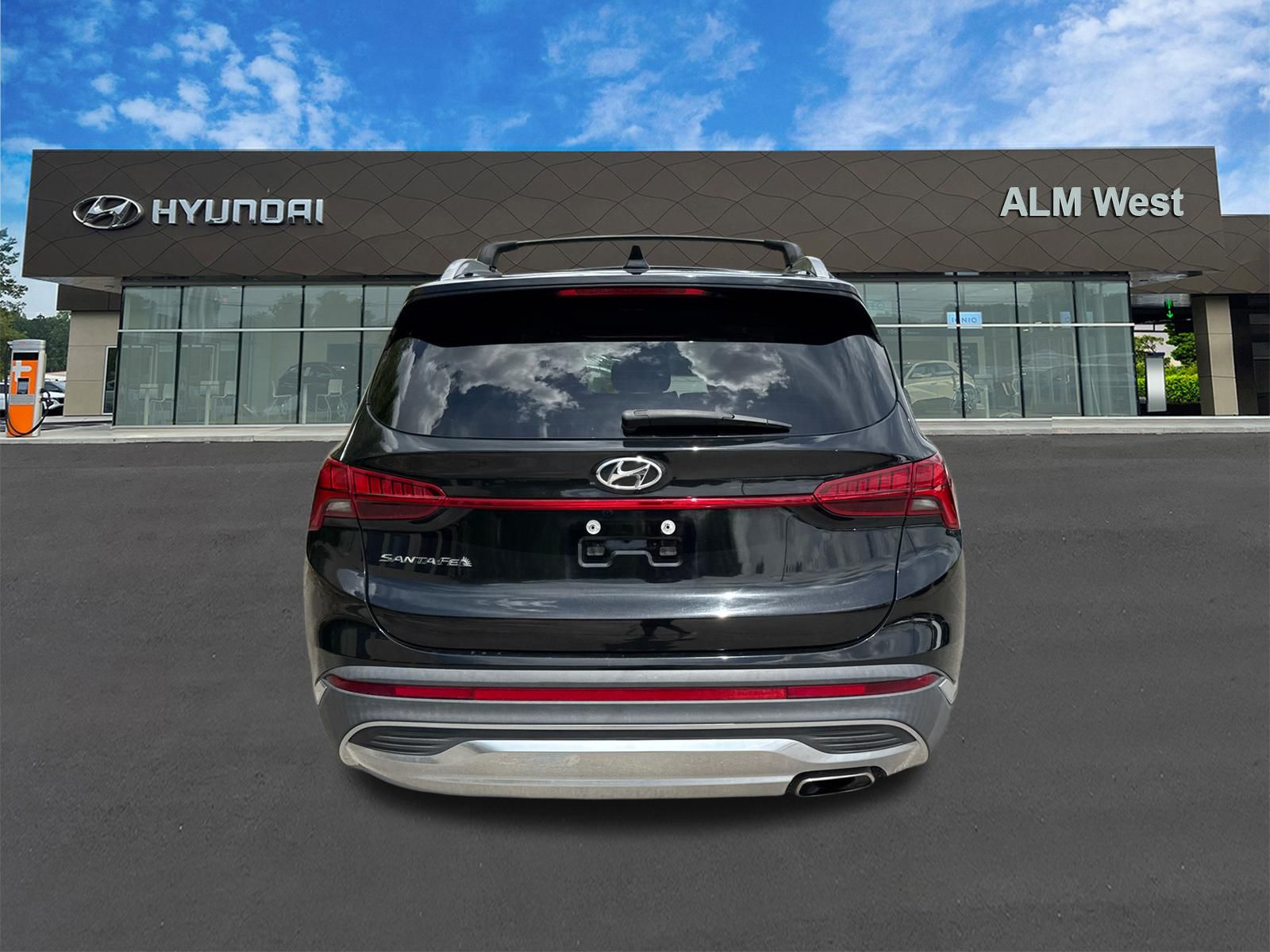 Used 2022 Black Hyundai SEL image 6