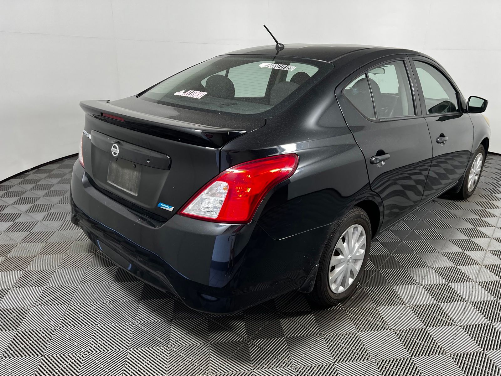 Thumbnail: 2016 Nissan Versa - 5