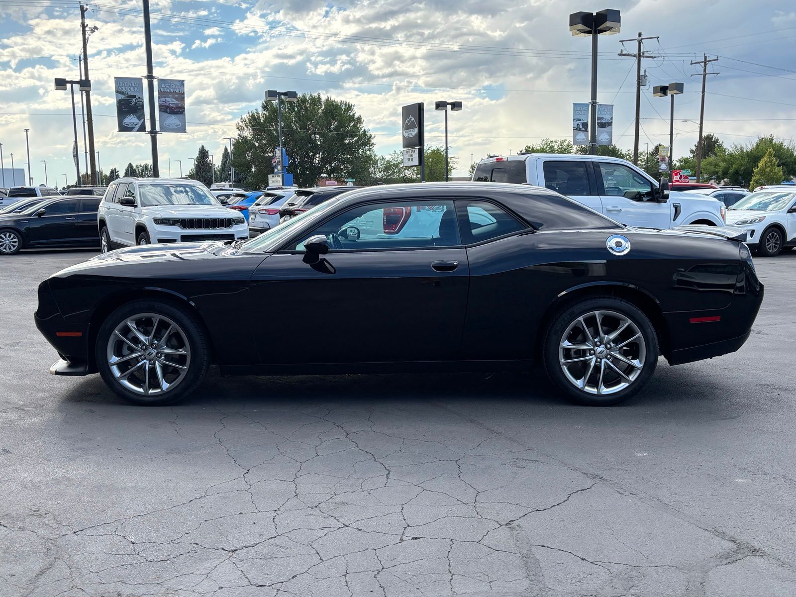 Used 2022 Dodge Challenger Coupe