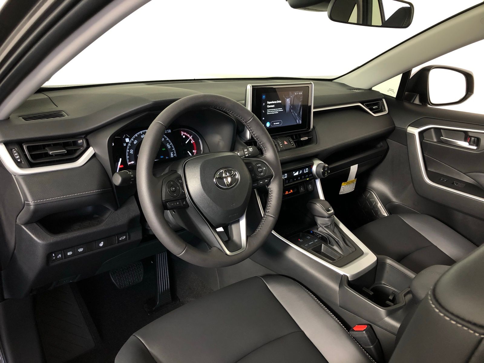 Thumbnail: 2025 Toyota RAV4 - 9