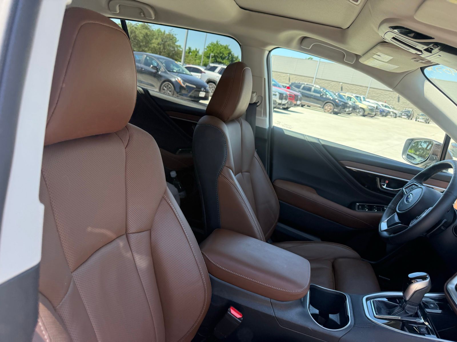 Used 2025 White Subaru Touring image 32