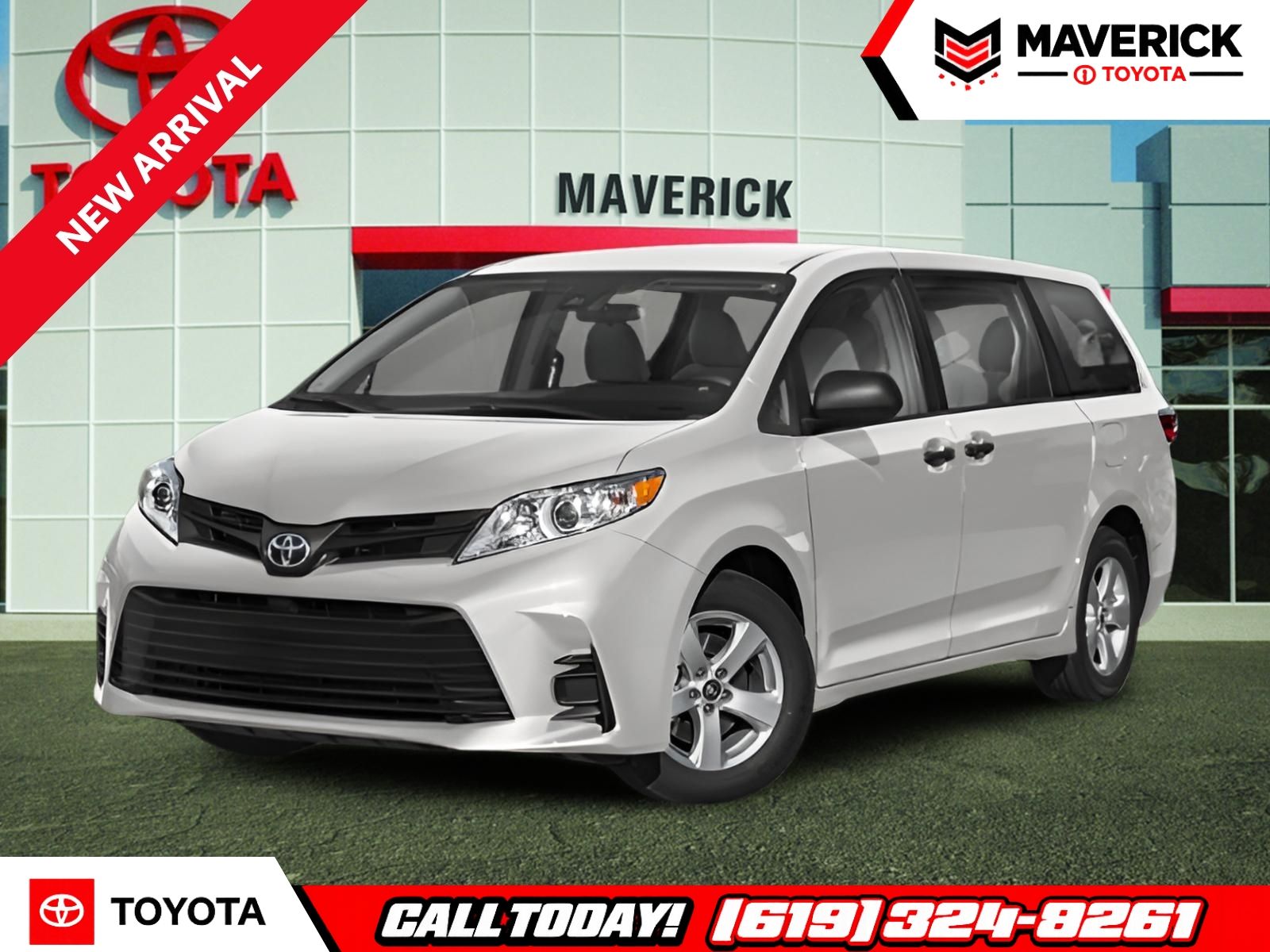 Super White 2018 Toyota Sienna Minivan Front-Wheel Drive 8-Speed Automatic