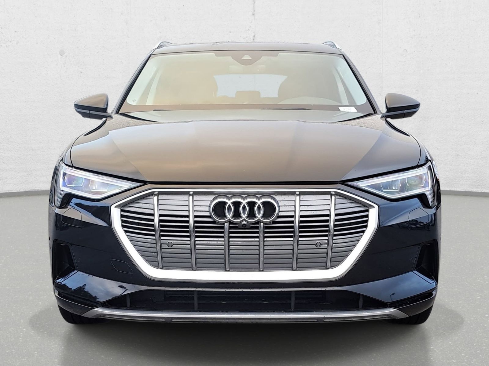 2023 Audi e-tron 95 kWh Premium Plus quattro's photo
