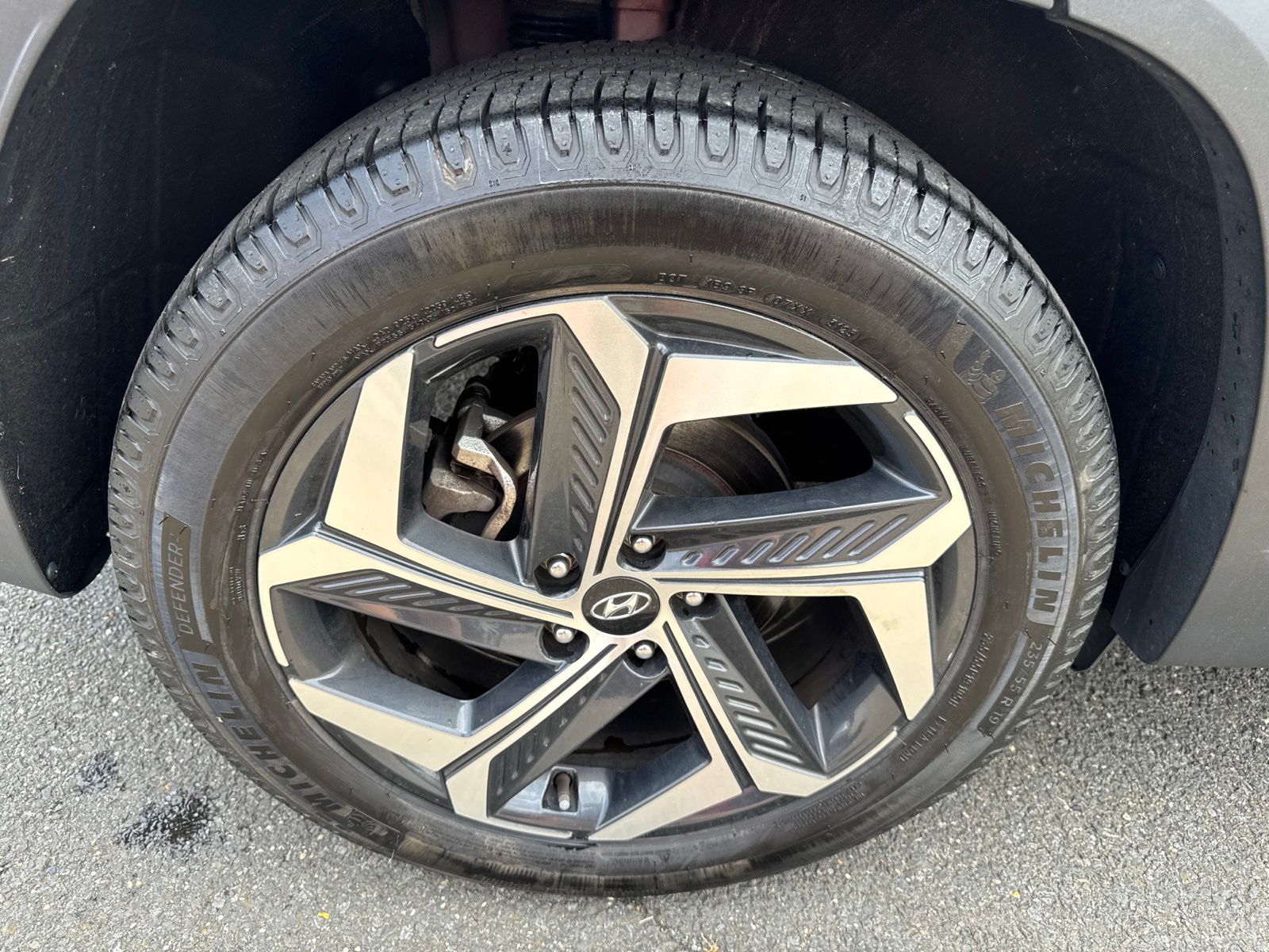 Used 2022 Shimmering Silver Hyundai Limited image 28