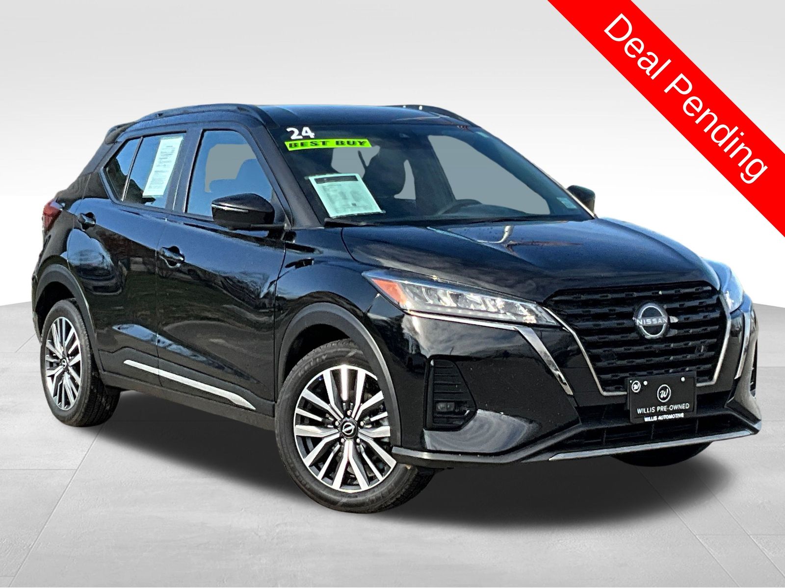 Super Black 2024 Nissan Kicks SR FWD SUV / Crossover Front-Wheel Drive Continuously Variable Transmission