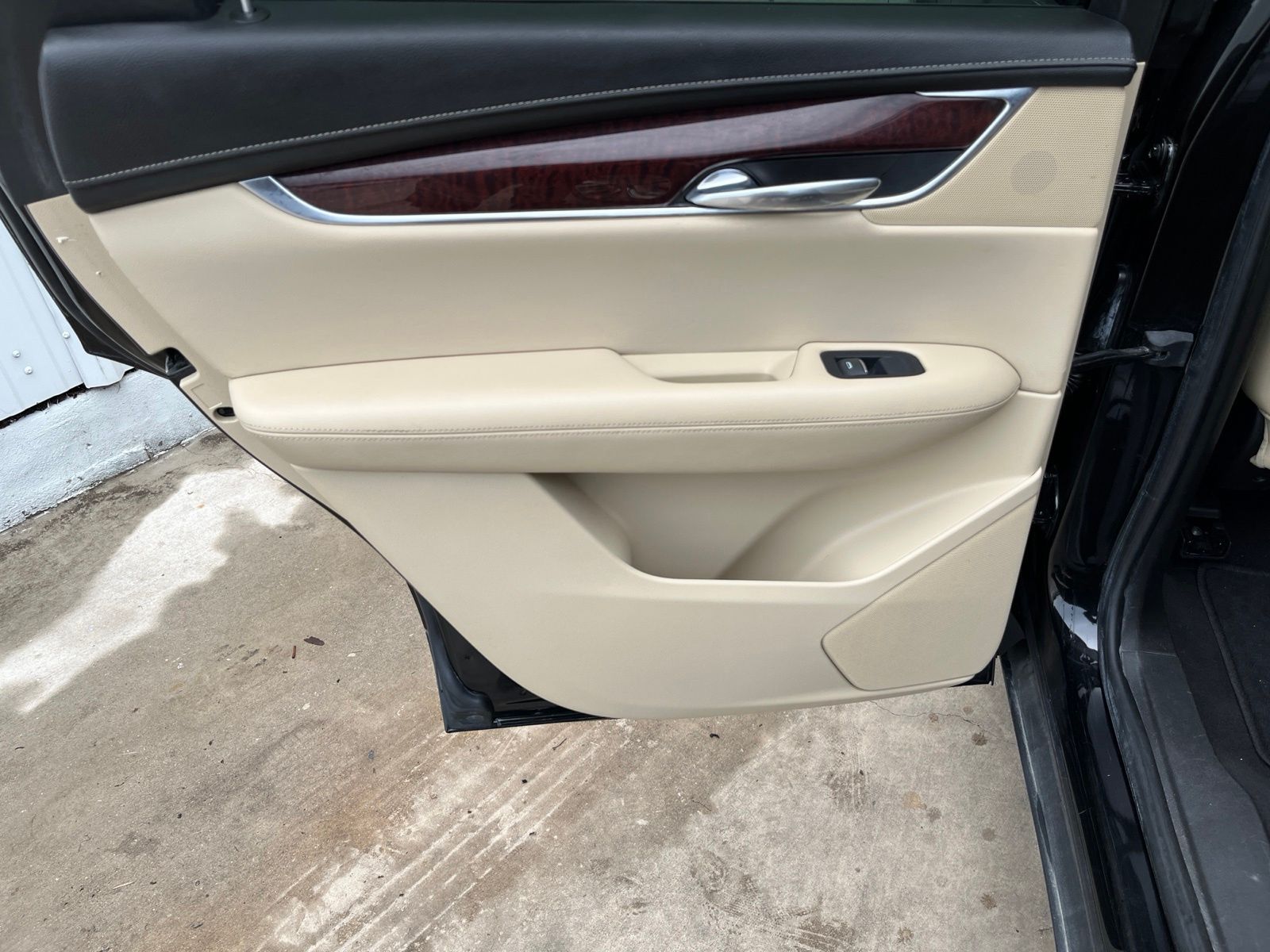 Used Car 2017 Cadillac Xt5  Premium Luxury For Sale Under $15,000 In Austin, Texas