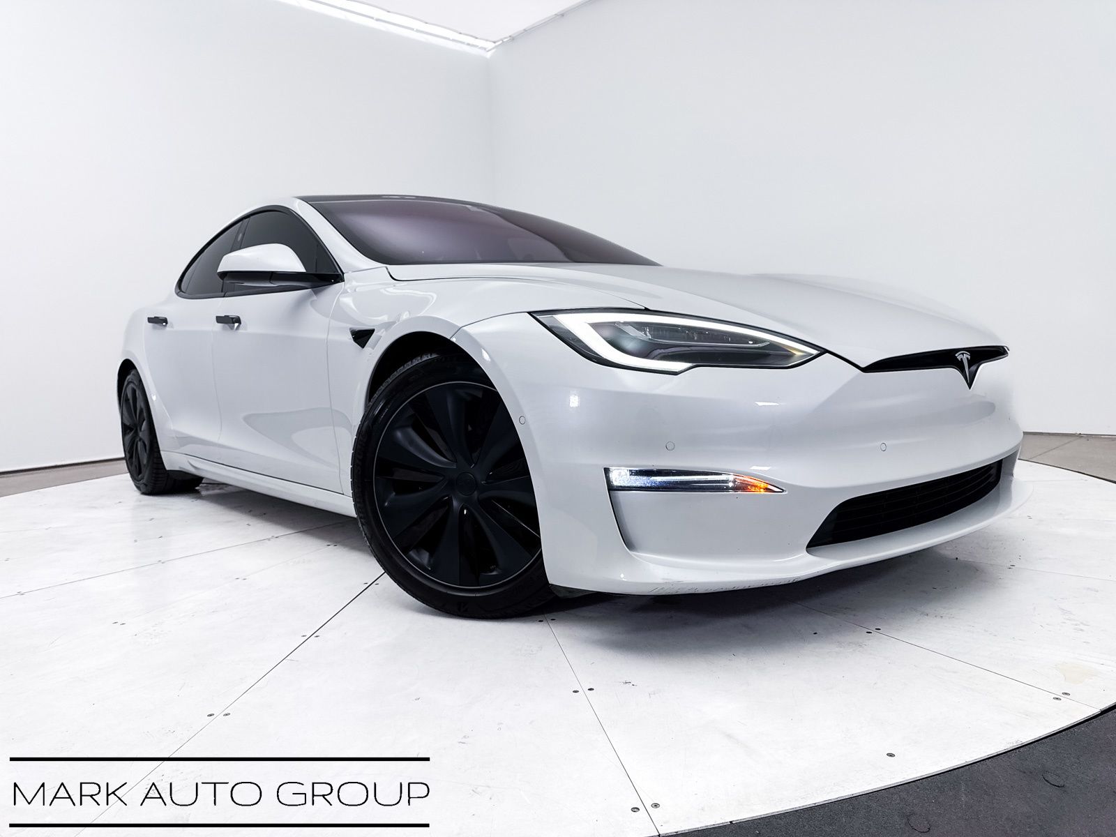 2021 Tesla Model S Plaid