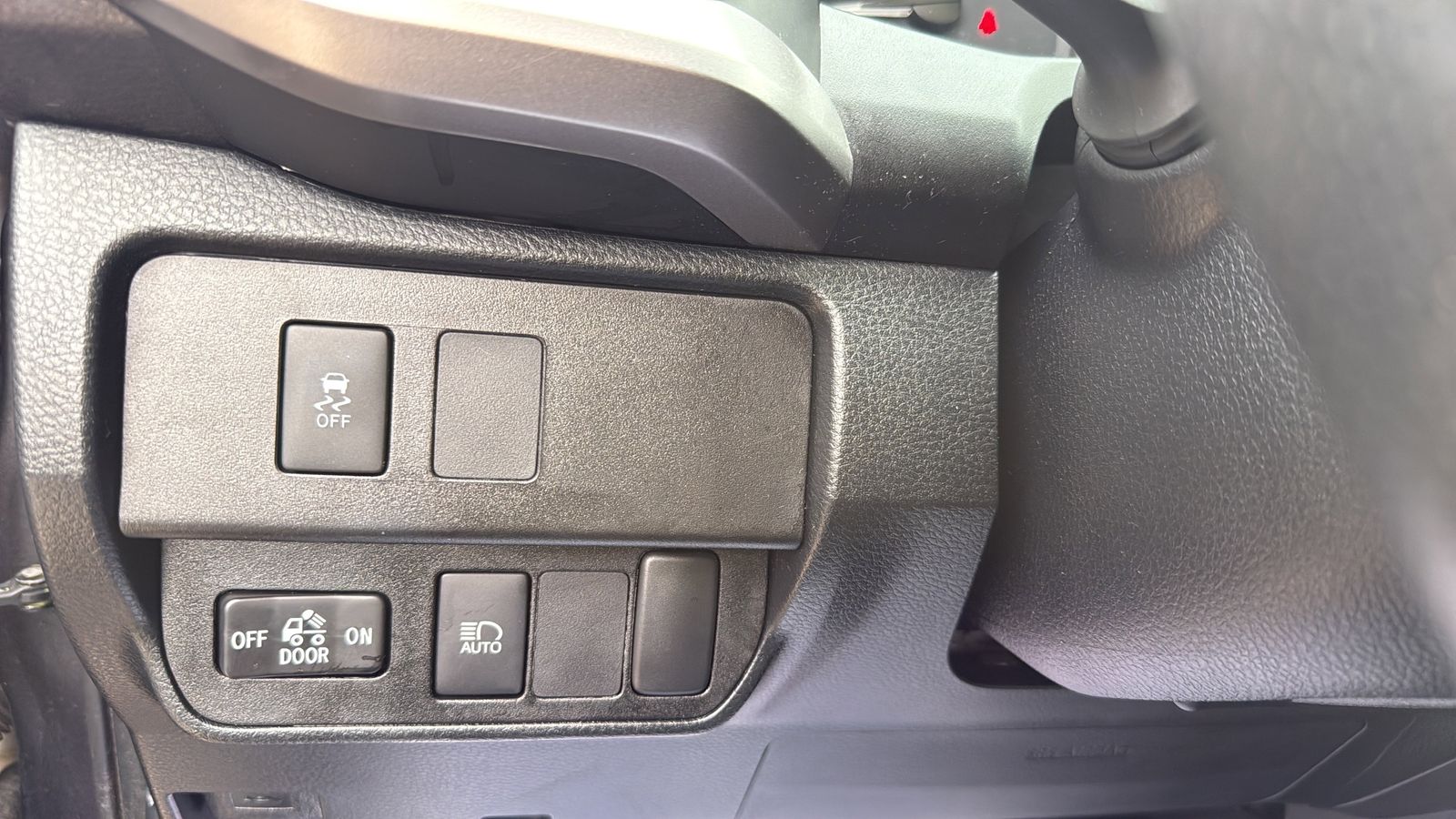 Used Car 2020 Toyota Tacoma  Sr5 For Sale Under $30,000 In Austin, Texas