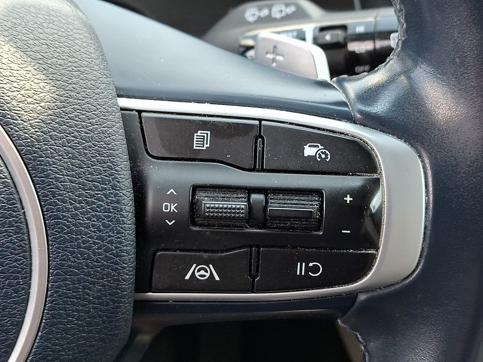 Used 2023 Kia Sportage Hybrid SUV