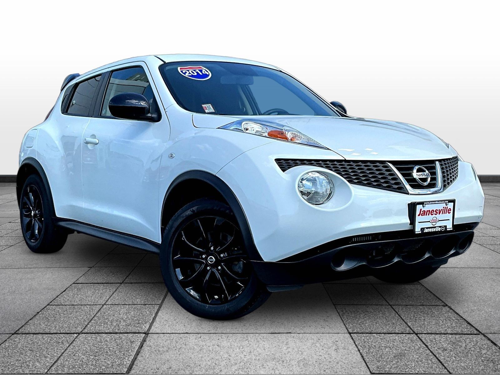 White Pearl 2014 Nissan Juke SUV / Crossover All-Wheel Drive Continuously Variable Transmission