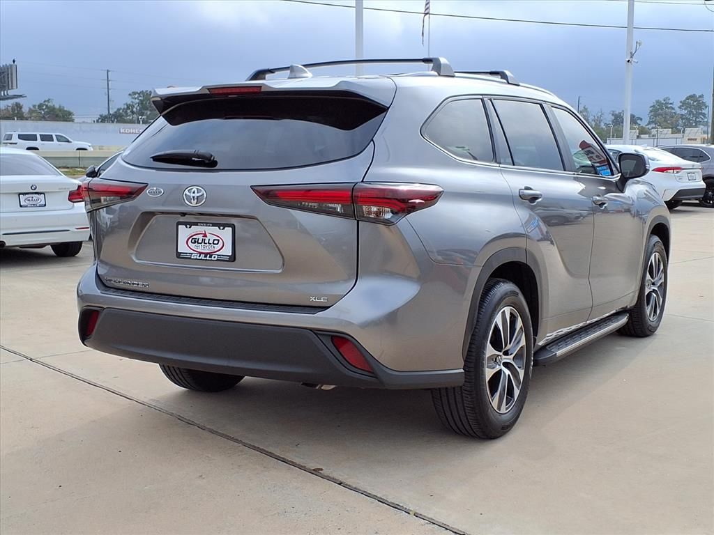 2025 Toyota Highlander XLE  at Don McGill Toyota