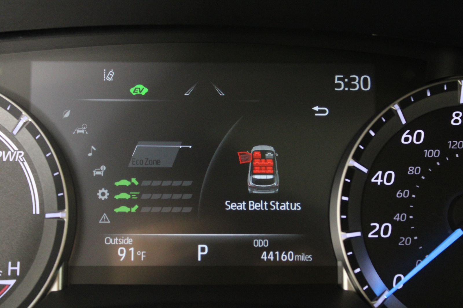 Used 2023  Toyota XLE image 6