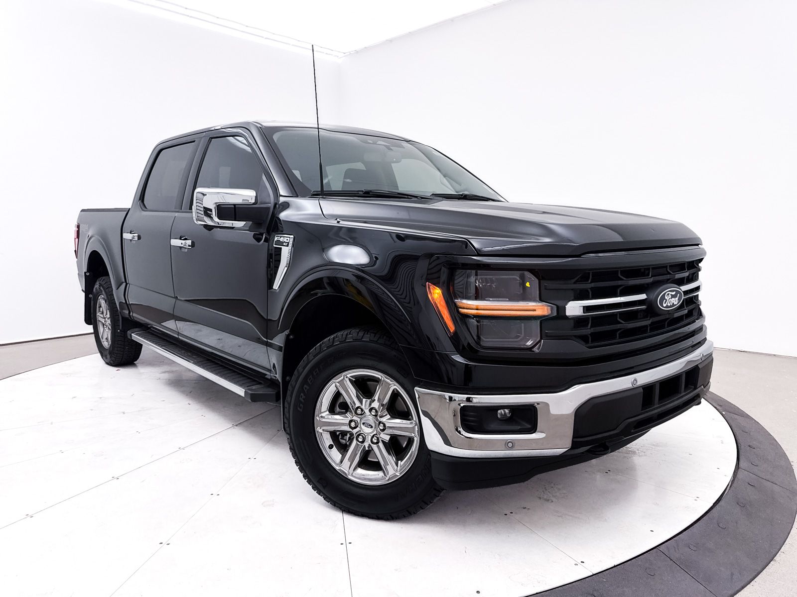 View vehicle photo 2