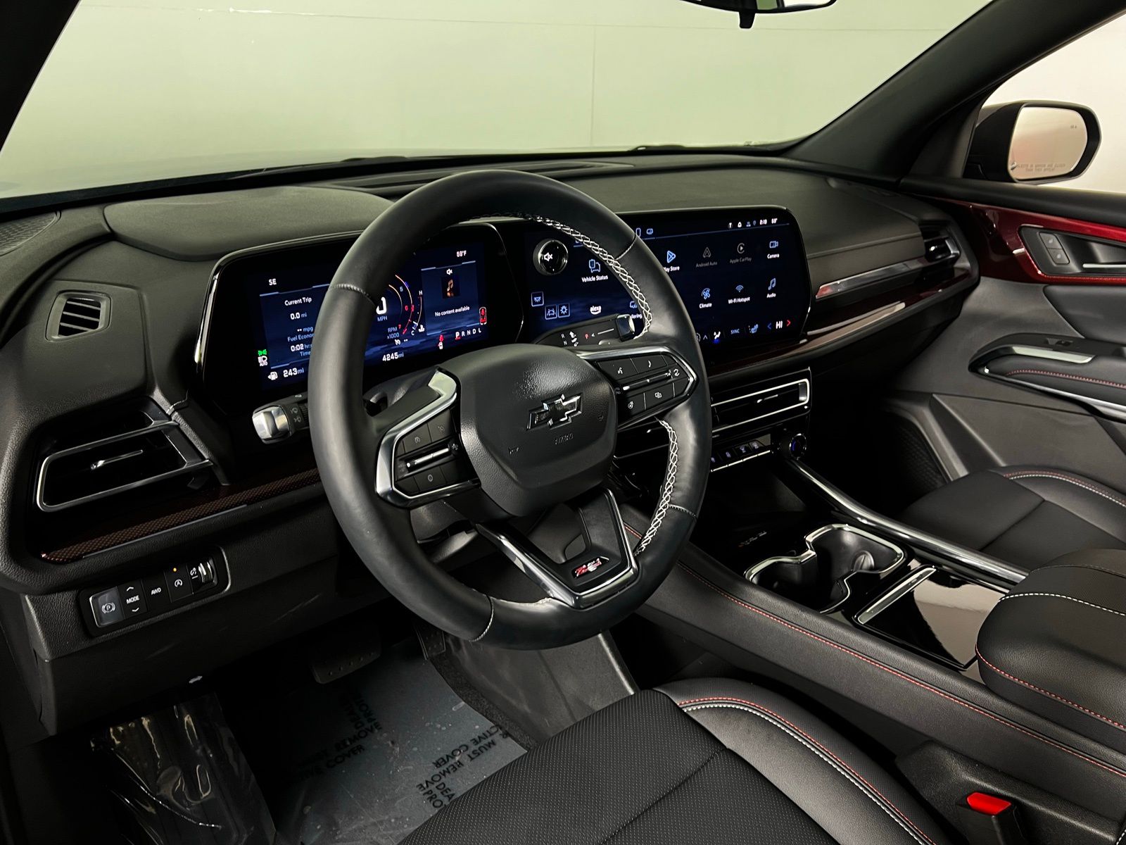 Thumbnail: 2025 Chevrolet Traverse - 12