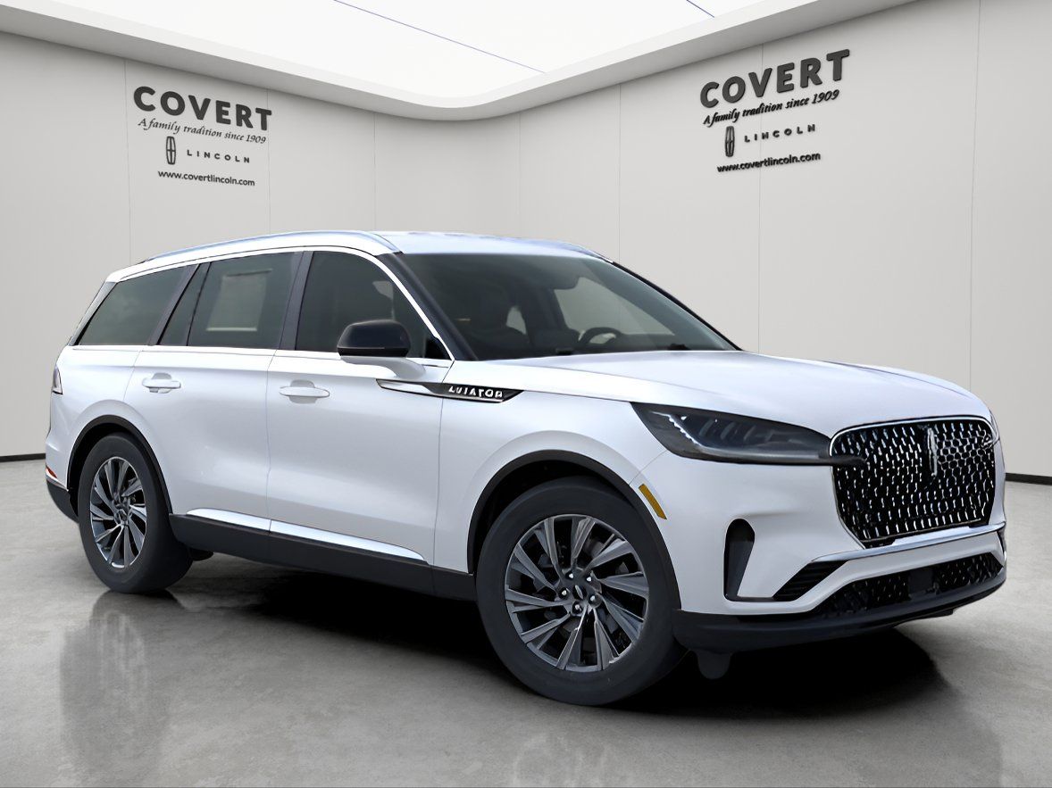 New 2026 White Lincoln Premiere image 7