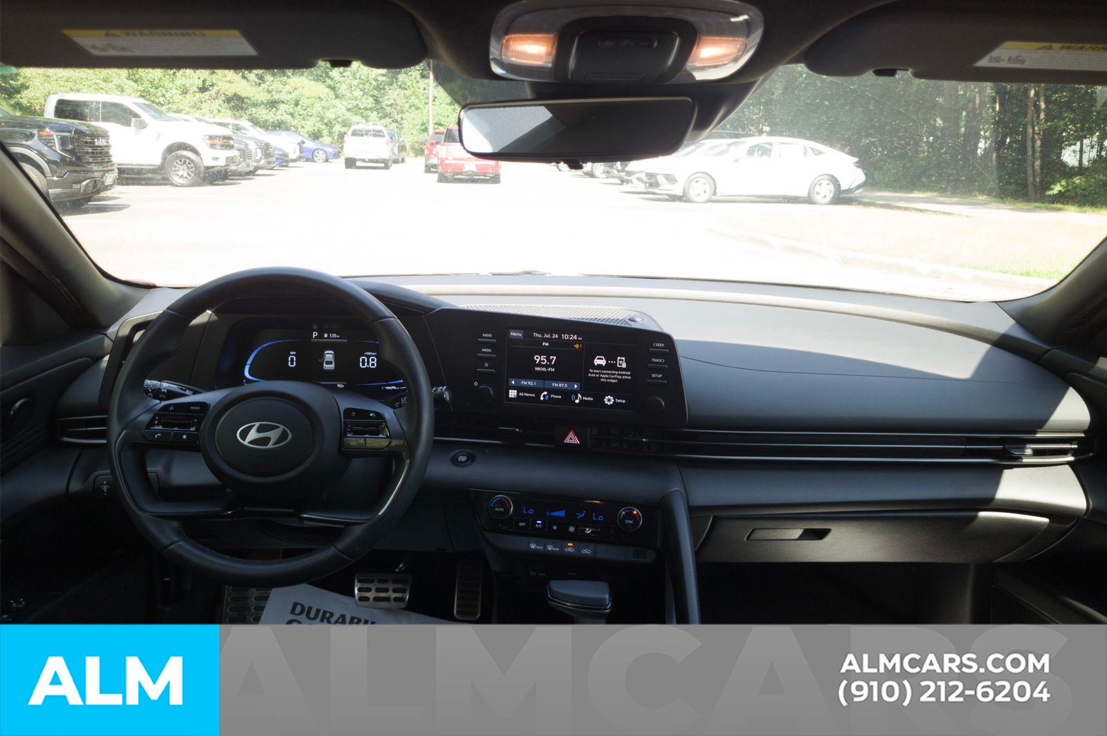 2025 Hyundai Elantra SEL Sport photo 16