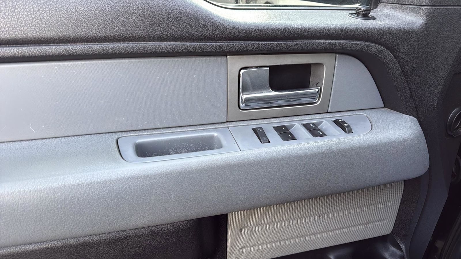 Used Car 2011 Ford F-150  Xlt For Sale Under $10,000 In Austin, Texas