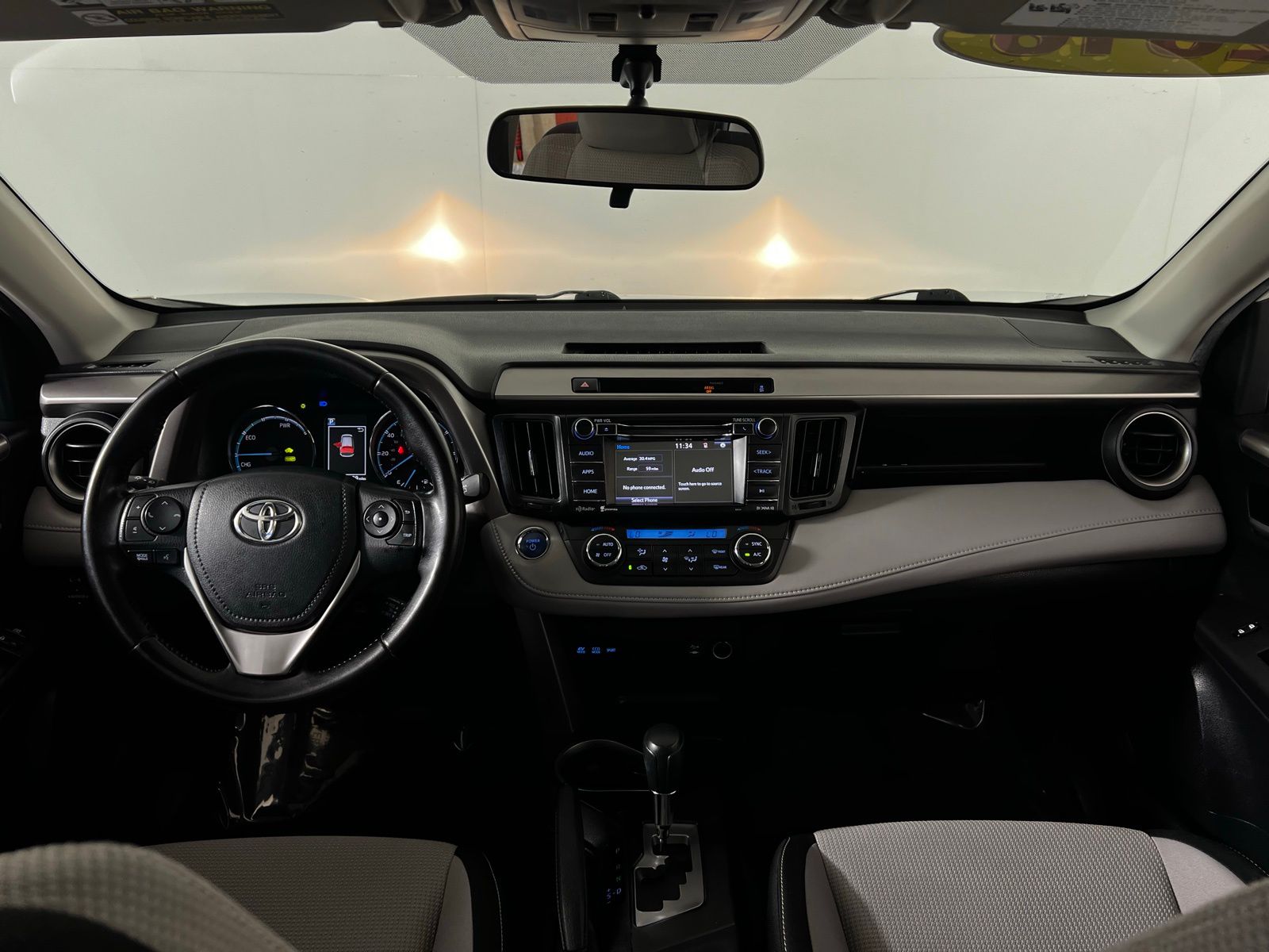 Thumbnail: 2016 Toyota RAV4 - 23