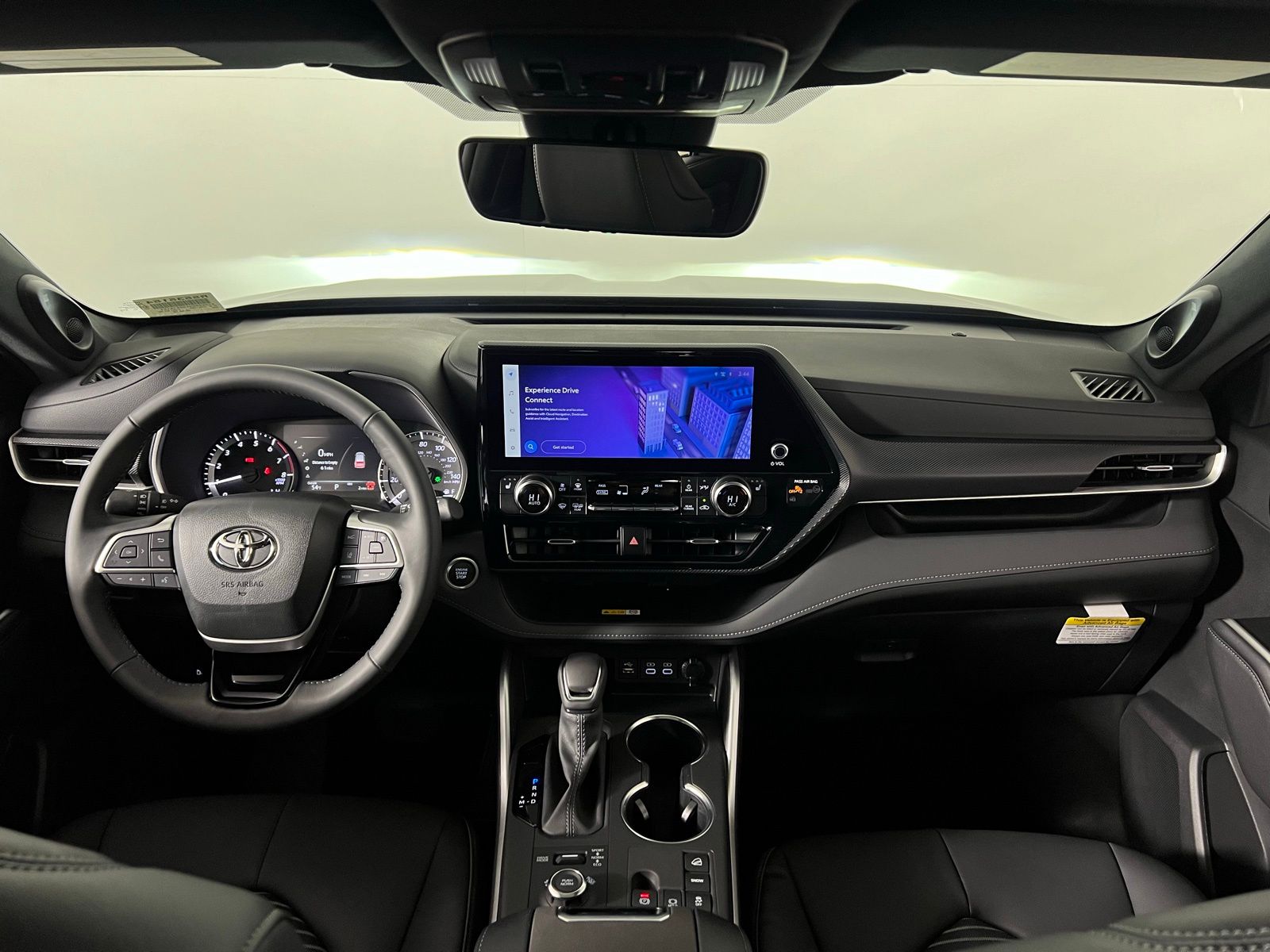 Thumbnail: 2025 Toyota Highlander - 19