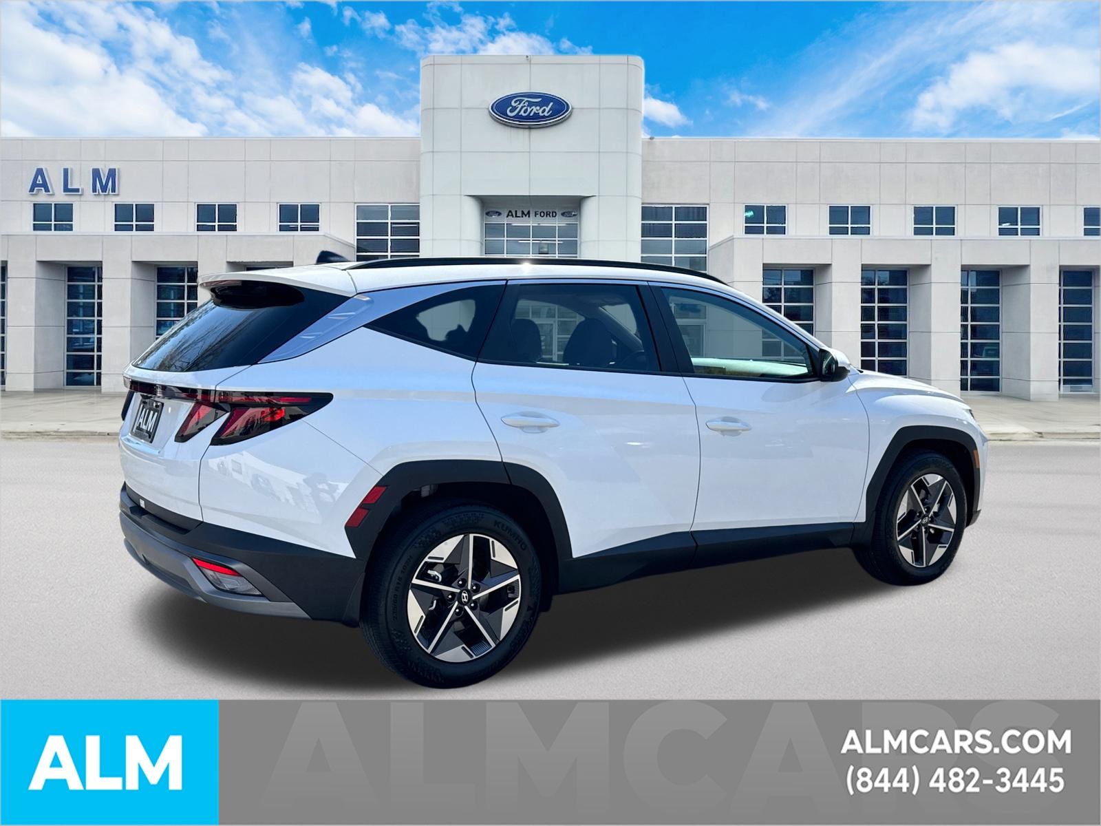 Certified Used 2025 White Hyundai SEL image 5