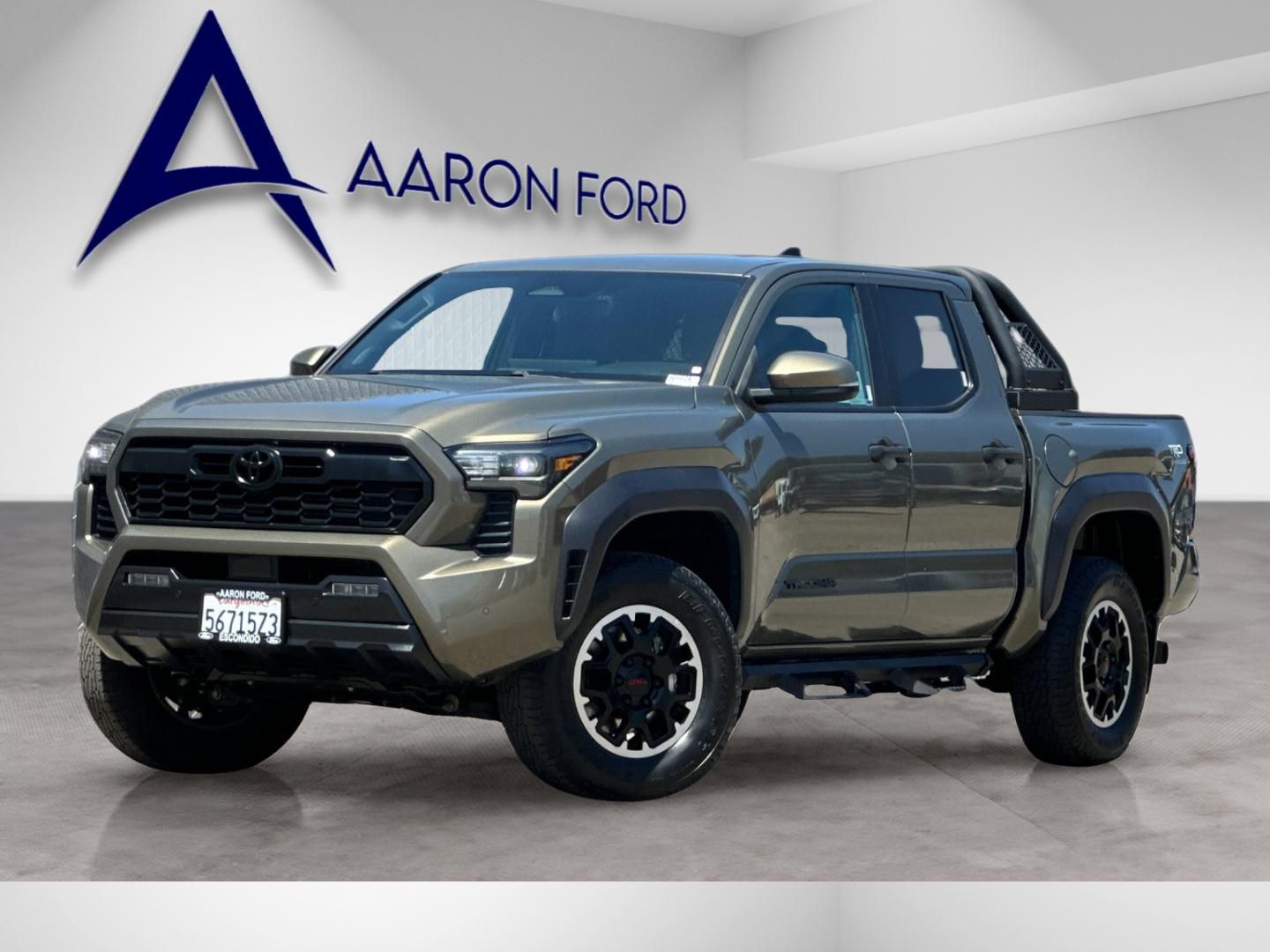 View vehicle photo 2