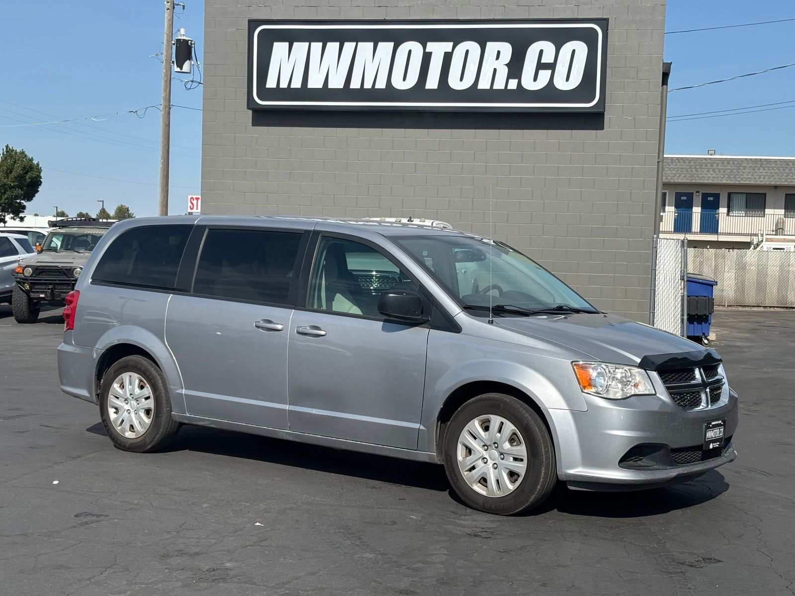 2018 Dodge Grand Caravan SE's photo