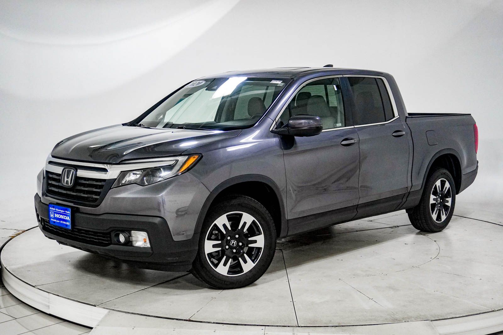Gray (Modern Steel Metallic) 2020 Honda Ridgeline Pickup Truck All-Wheel Drive 9-Speed Automatic