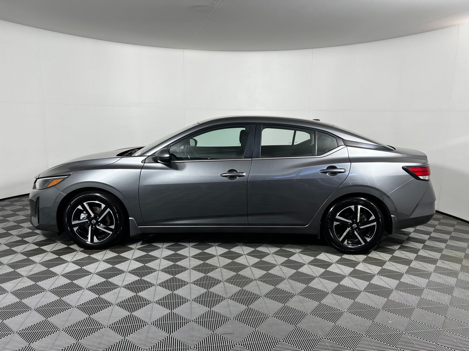 Thumbnail: 2024 Nissan Sentra - 8