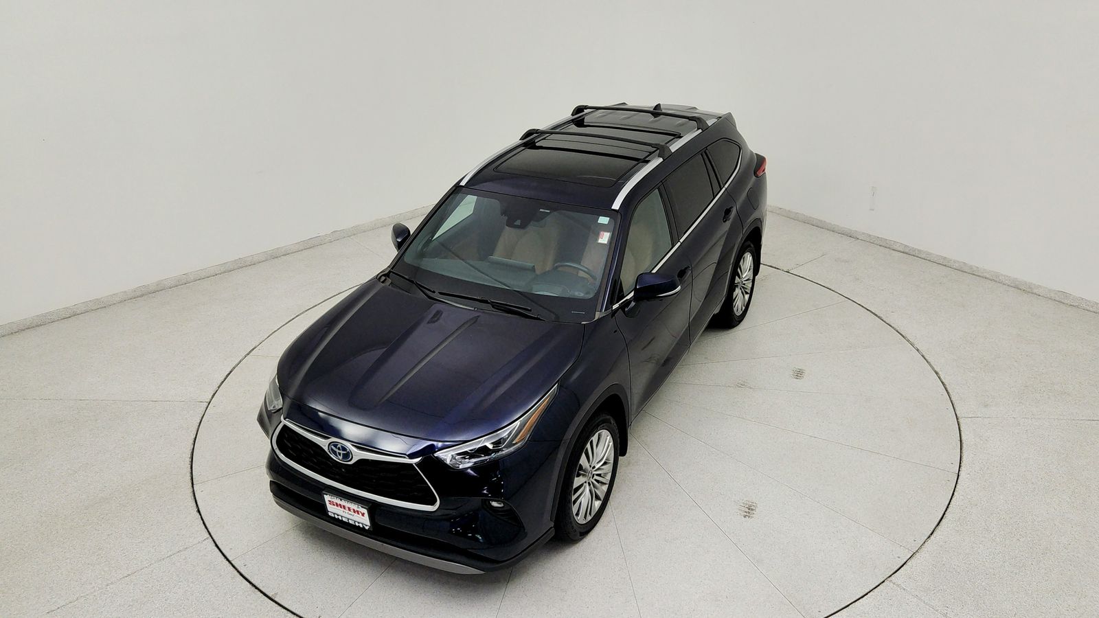 Used 2023  Toyota Platinum image 16