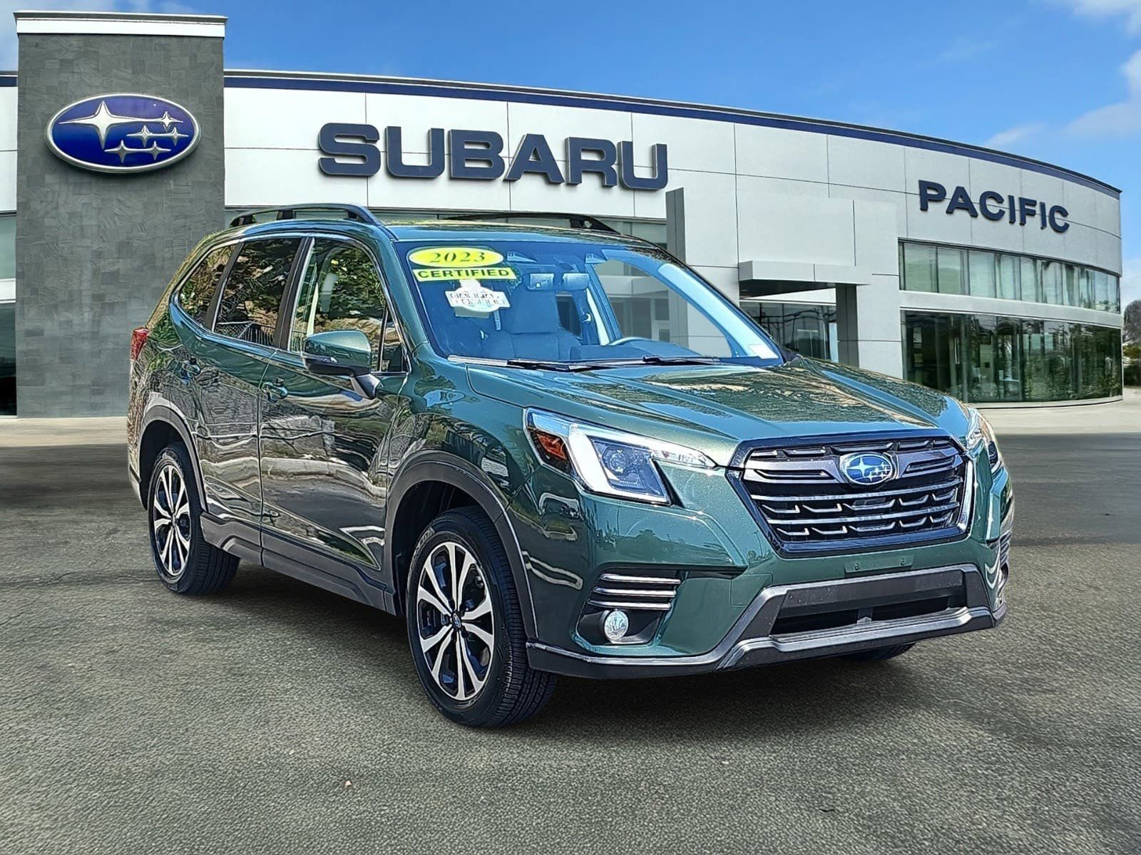 Cascade Green Silica 2023 Subaru Forester Limited Crossover AWD SUV / Crossover All-Wheel Drive Continuously Variable Transmission