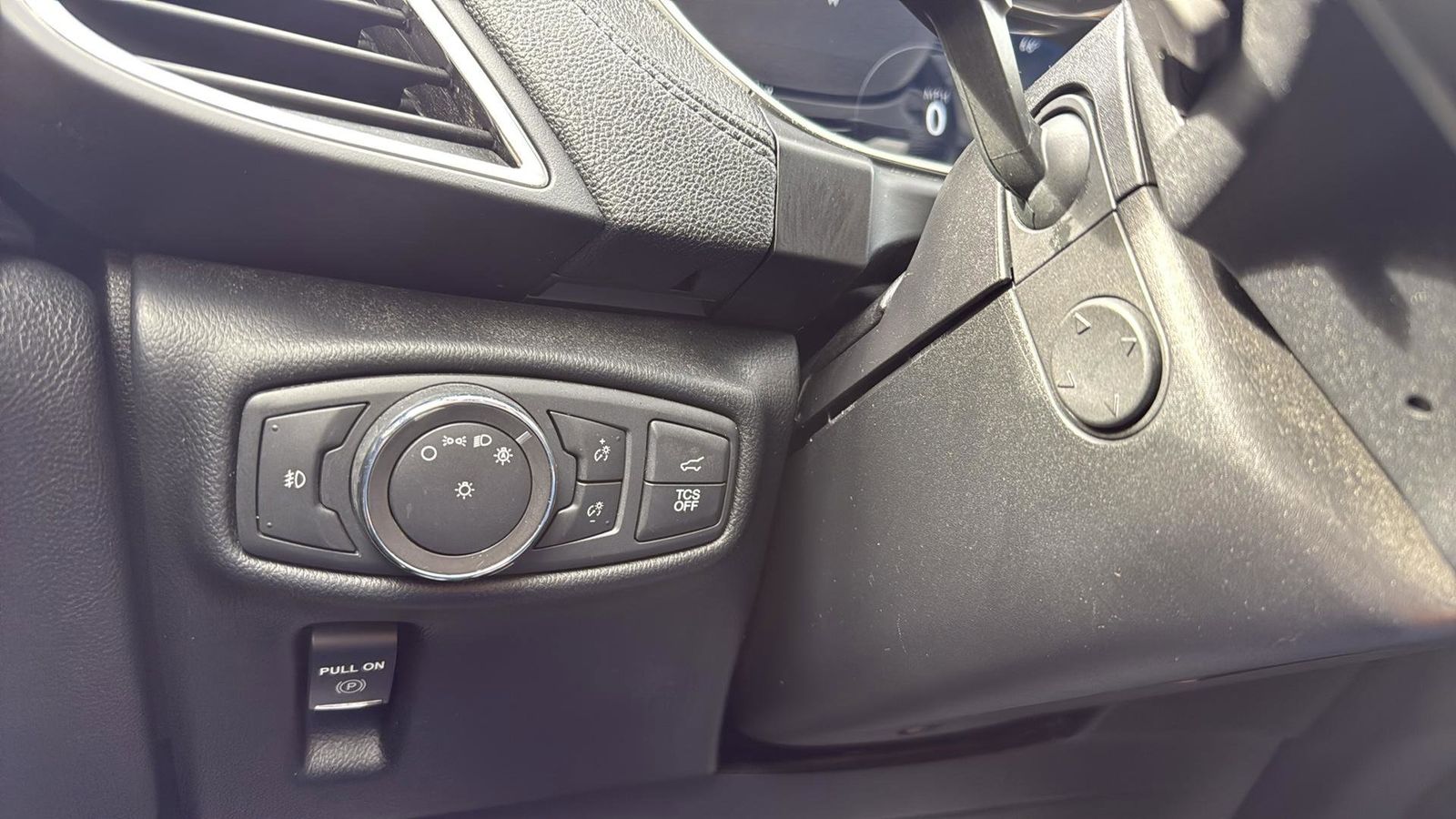 Used Car 2020 Lincoln Nautilus  Reserve For Sale Under $25,000 In Austin, Texas