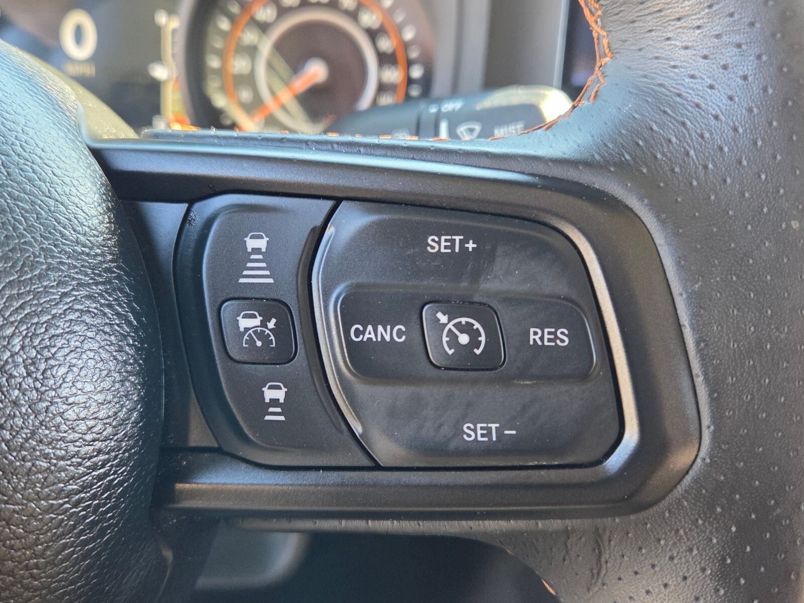 Used 2024 Sarge Green Clearcoat Jeep Mojave image 28