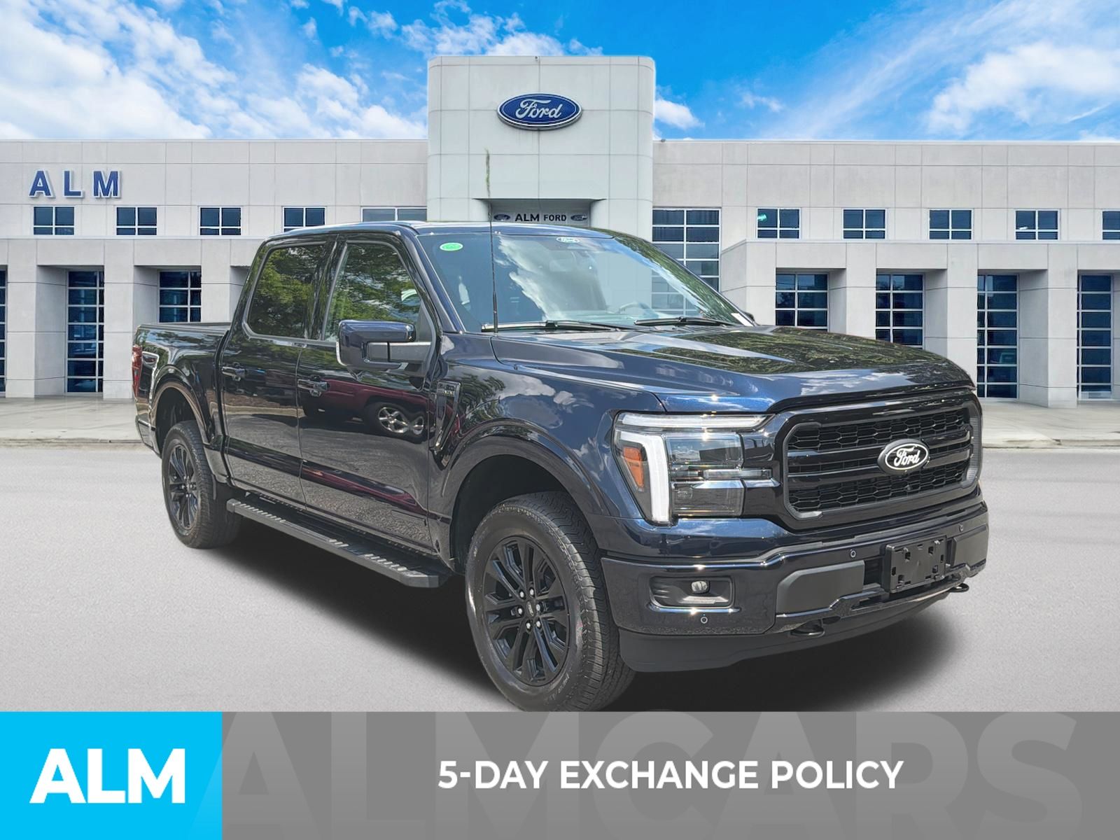 Used 2026 Blue Ford Lariat image 3