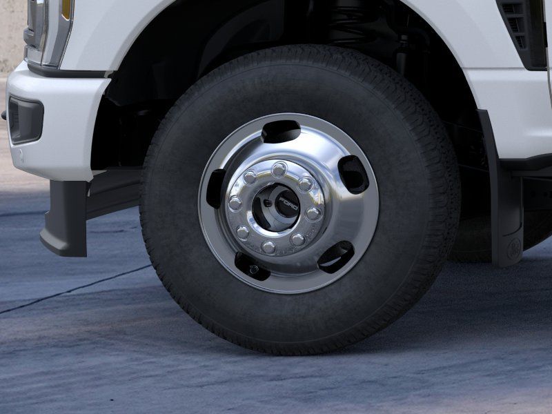 New 2026 Star White Metallic Tri-Coat Ford Platinum image 19
